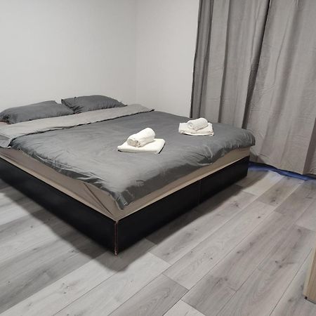 Apartmani Hub Nisz Zewnętrze zdjęcie