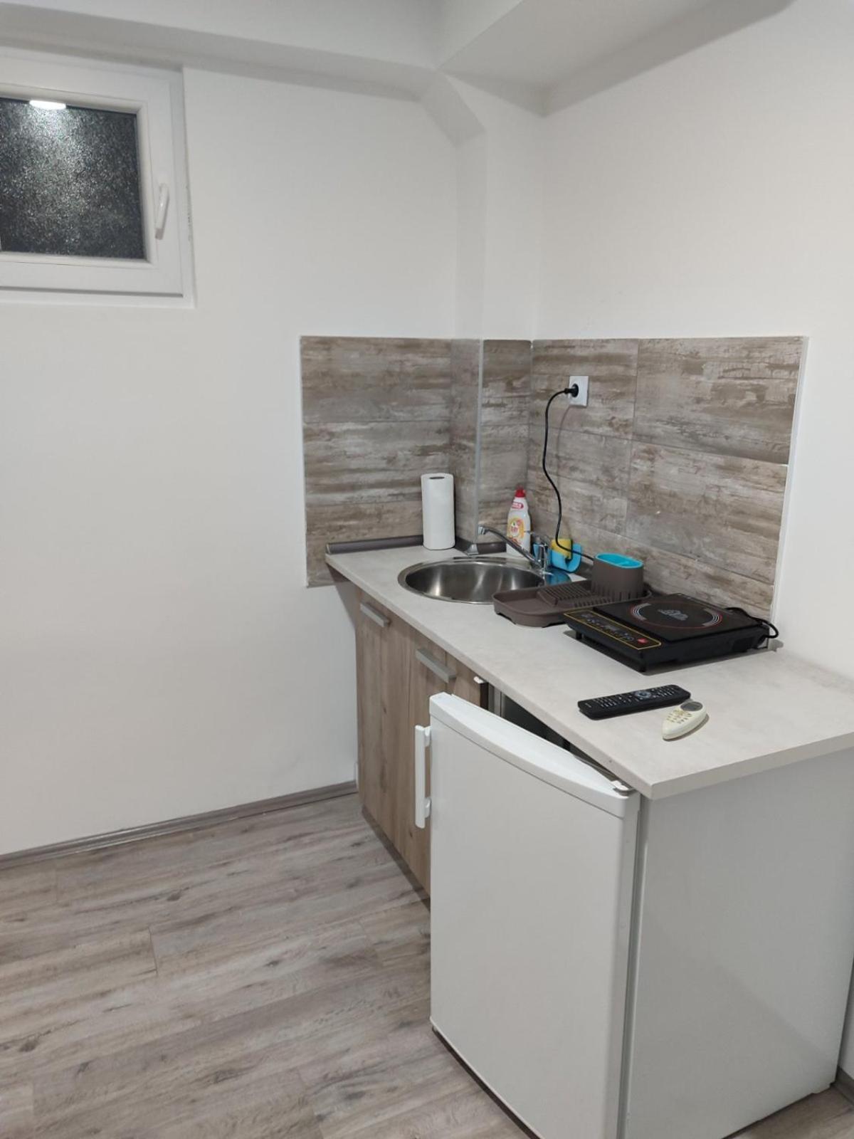 Apartmani Hub Nisz Zewnętrze zdjęcie